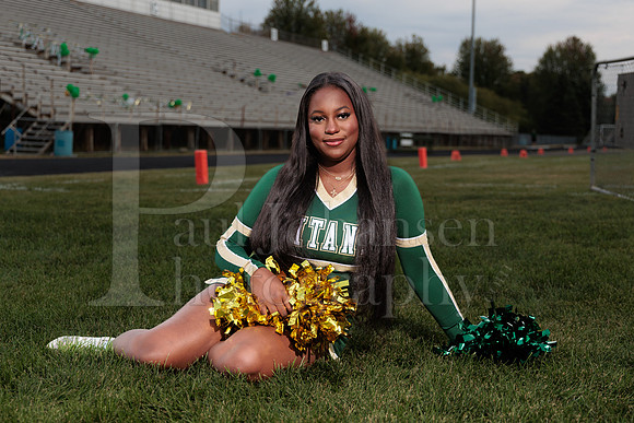 Boylan Cheer Seniors Banner Shoot 9-19-2025-0084