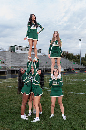 Boylan Cheer Seniors Banner Shoot 9-19-2025-0180