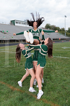 Boylan Cheer Seniors Banner Shoot 9-19-2025-0197