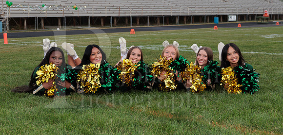 Boylan Cheer Seniors Banner Shoot 9-19-2025-0202