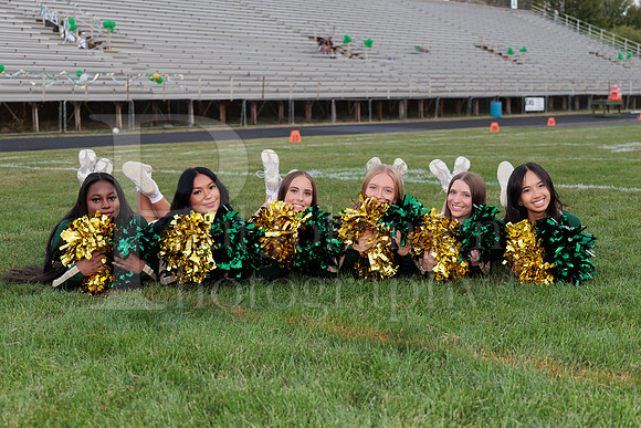 Boylan Cheer Seniors Banner Shoot 9-19-2025-0204