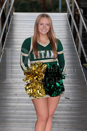 Boylan Cheer Seniors Banner Shoot 9-19-2025-0214