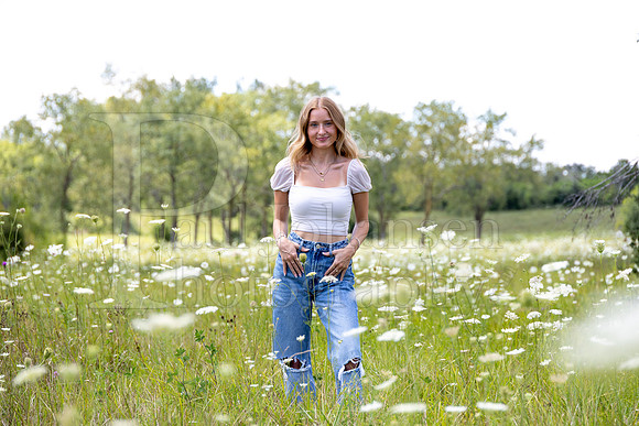 Marley Flynn Senior Images 8-11-2024-0305