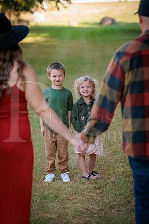 Kotula Family Portraits 9-27-2025-0031
