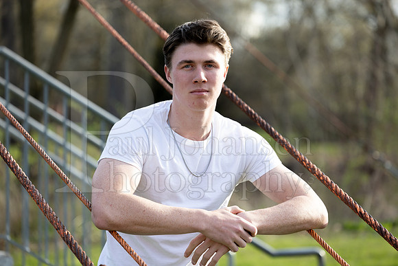Nolan Brauns Senior Images 5-4-2022-0186