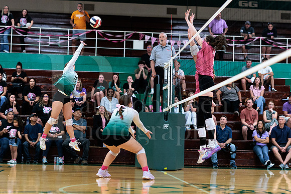 Boylan Girls Varsity Volleyball vs Hononegah 9-30-2025-0187