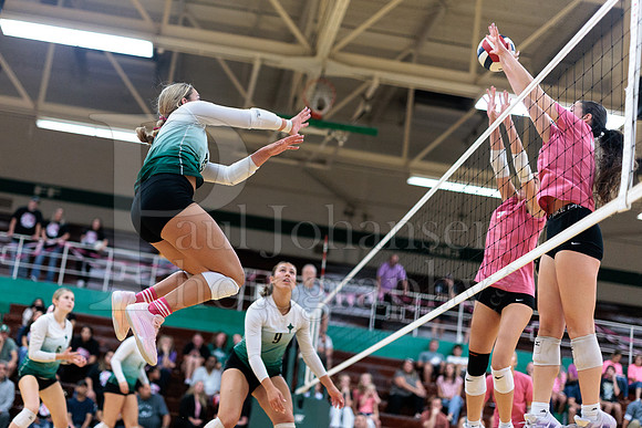 Boylan Girls Varsity Volleyball vs Hononegah 9-30-2025-0393