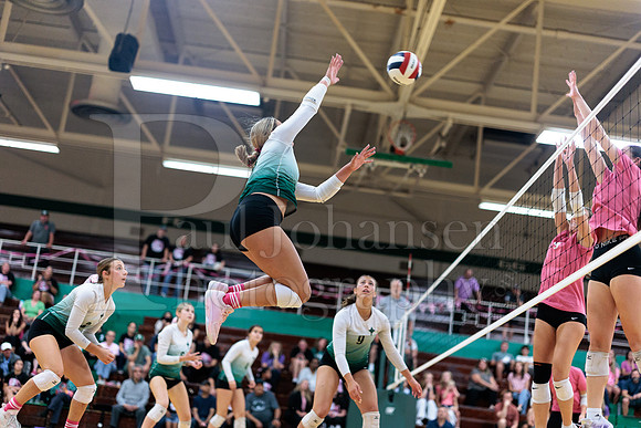 Boylan Girls Varsity Volleyball vs Hononegah 9-30-2025-0392