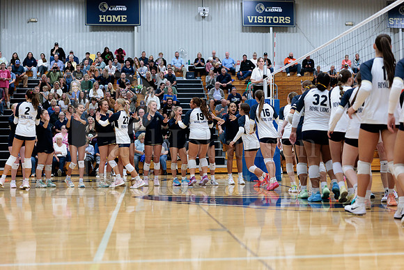 Rockford Christian Girls Varsity Volleyball vs Bryon 10-9-2025-0424