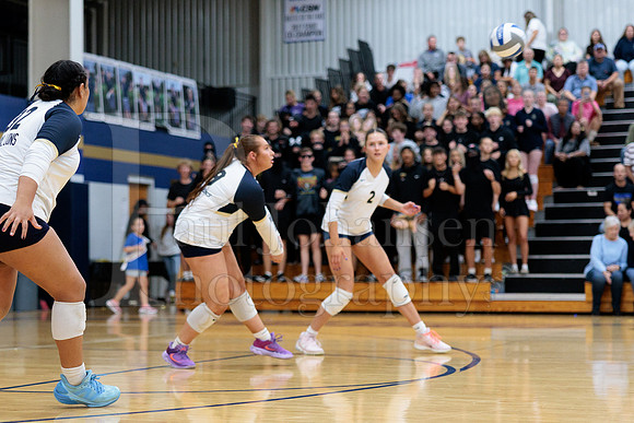 Rockford Christian Girls Varsity Volleyball vs Bryon 10-9-2025-0441