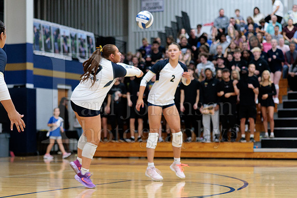 Rockford Christian Girls Varsity Volleyball vs Bryon 10-9-2025-0442