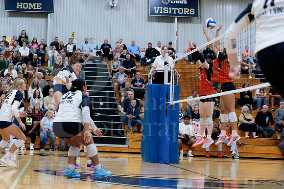 Rockford Christian Girls Varsity Volleyball vs Bryon 10-9-2025-0519