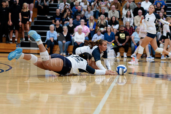 Rockford Christian Girls Varsity Volleyball vs Bryon 10-9-2025-0532