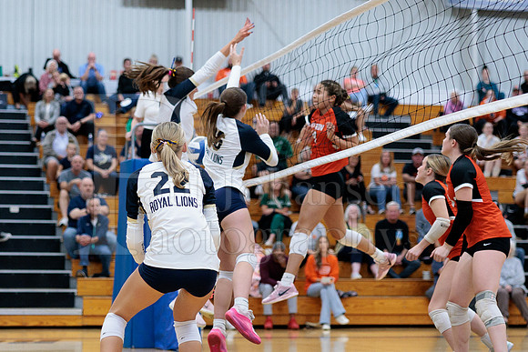 Rockford Christian Girls Varsity Volleyball vs Bryon 10-9-2025-0610