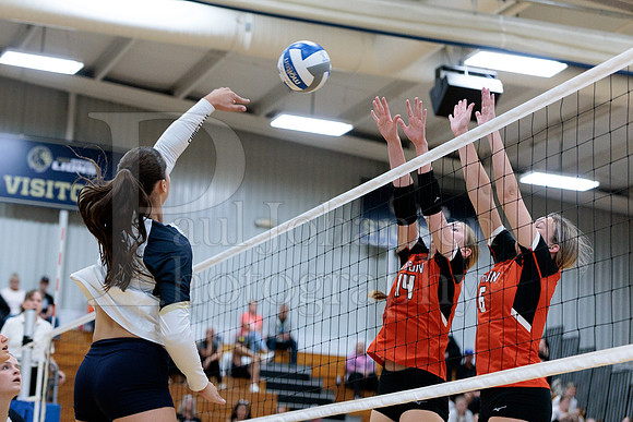 Rockford Christian Girls Varsity Volleyball vs Bryon 10-9-2025-0790