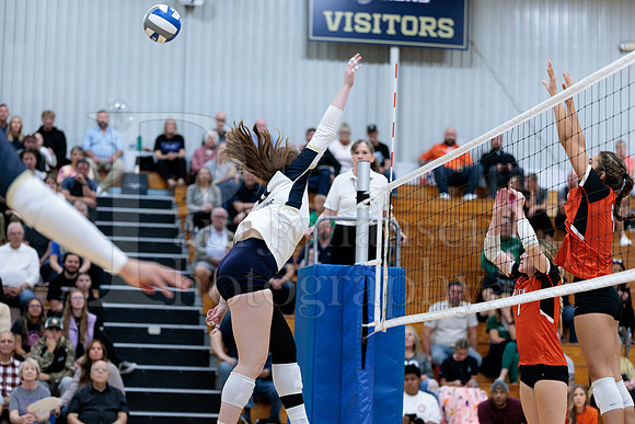 Rockford Christian Girls Varsity Volleyball vs Bryon 10-9-2025-0845