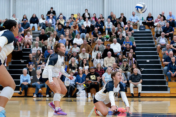 Rockford Christian Girls Varsity Volleyball vs Bryon 10-9-2025-0904