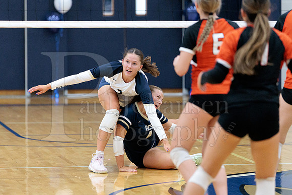 Rockford Christian Girls Varsity Volleyball vs Bryon 10-9-2025-1125