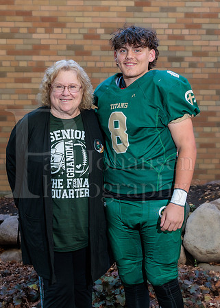 Boylan Parent Night Portraits 10-10-2025-0012
