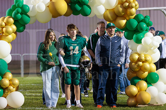 Boylan Varsity Football vs Hononegah 10-10-2025-0026