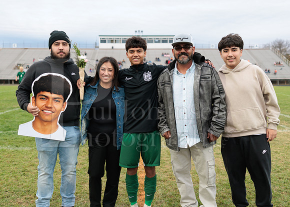 Boylan Boys Soccer Senior Night Family Portraits 10-14-2025-0004