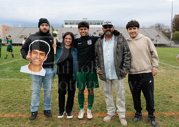 Boylan Boys Soccer Senior Night Family Portraits 10-14-2025-0001