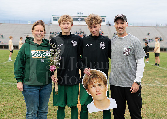 Boylan Boys Soccer Senior Night Family Portraits 10-14-2025-0014