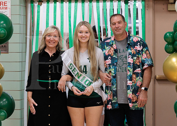 Boylan Girls Volleyball Senior Night Family Portraits 10-14-2025-0216