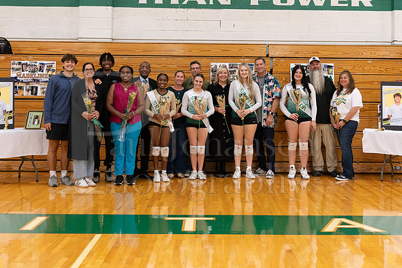 Boylan Girls Volleyball Senior Night Family Portraits 10-14-2025-0273