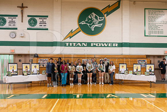 Boylan Girls Volleyball Senior Night Family Portraits 10-14-2025-0276