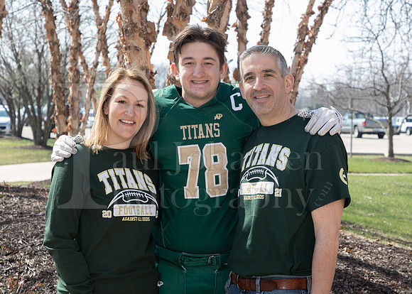Boylan Parent Day Portraits 4-3-2021-0015
