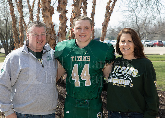 Boylan Parent Day Portraits 4-3-2021-0018