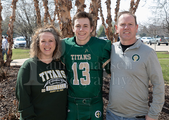 Boylan Parent Day Portraits 4-3-2021-0024