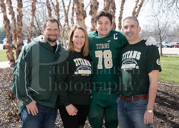 Boylan Parent Day Portraits 4-3-2021-0010