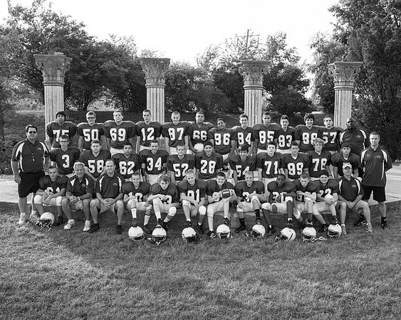 Jr. Titans 8th Grade 2013 Football Team-0144-2