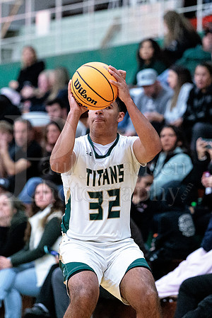 Boylan Boys Varsity Basketball vs Thornton 11-28-2025-0211