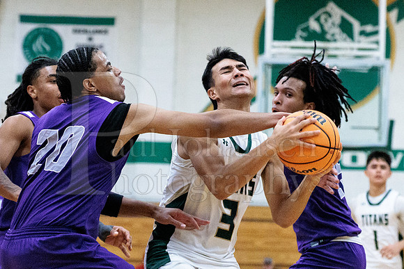 Boylan Boys Varsity Basketball vs Thornton 11-28-2025-0310