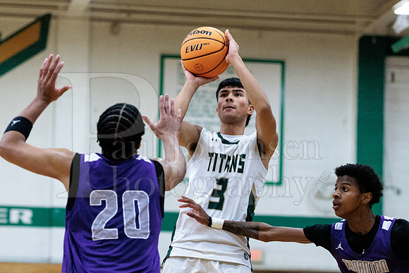 Boylan Boys Varsity Basketball vs Thornton 11-28-2025-0343