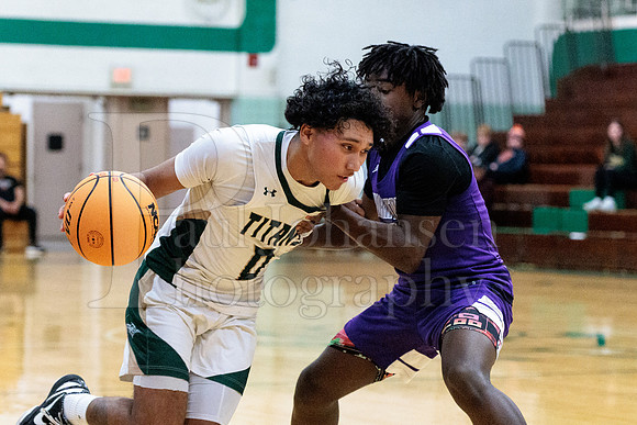 Boylan Boys Varsity Basketball vs Thornton 11-28-2025-0448