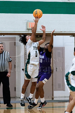 Boylan Boys Varsity Basketball vs Thornton 11-28-2025-0476
