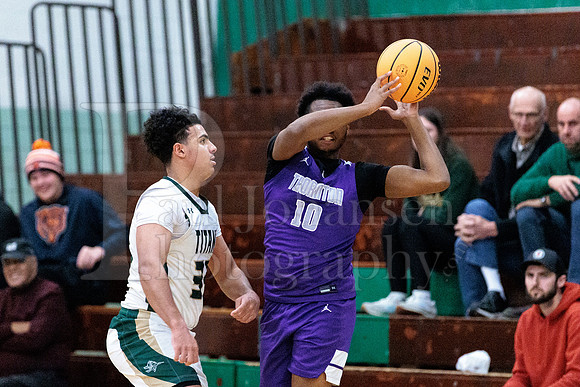 Boylan Boys Varsity Basketball vs Thornton 11-28-2025-0526