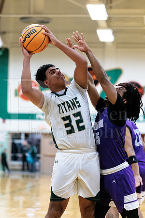 Boylan Boys Varsity Basketball vs Thornton 11-28-2025-0618