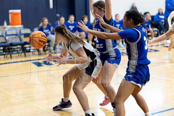 Rockford Christian Girls Varsity Basketball vs Newman 12-2-2025-0054