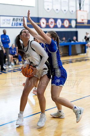 Rockford Christian Girls Varsity Basketball vs Newman 12-2-2025-0129