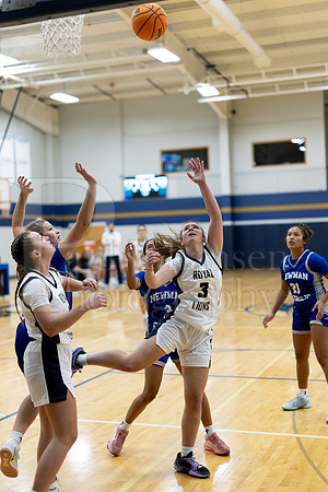 Rockford Christian Girls Varsity Basketball vs Newman 12-2-2025-0148