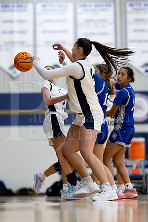 Rockford Christian Girls Varsity Basketball vs Newman 12-2-2025-0229