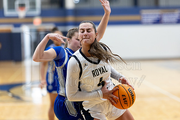 Rockford Christian Girls Varsity Basketball vs Newman 12-2-2025-0306