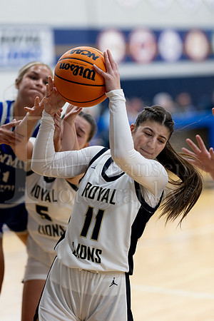 Rockford Christian Girls Varsity Basketball vs Newman 12-2-2025-0351