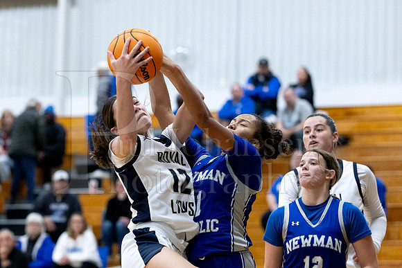 Rockford Christian Girls Varsity Basketball vs Newman 12-2-2025-0404