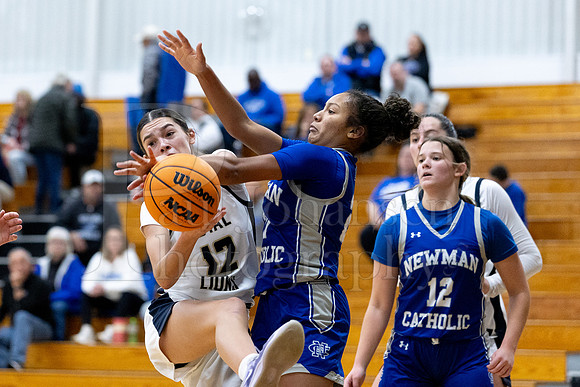 Rockford Christian Girls Varsity Basketball vs Newman 12-2-2025-0406